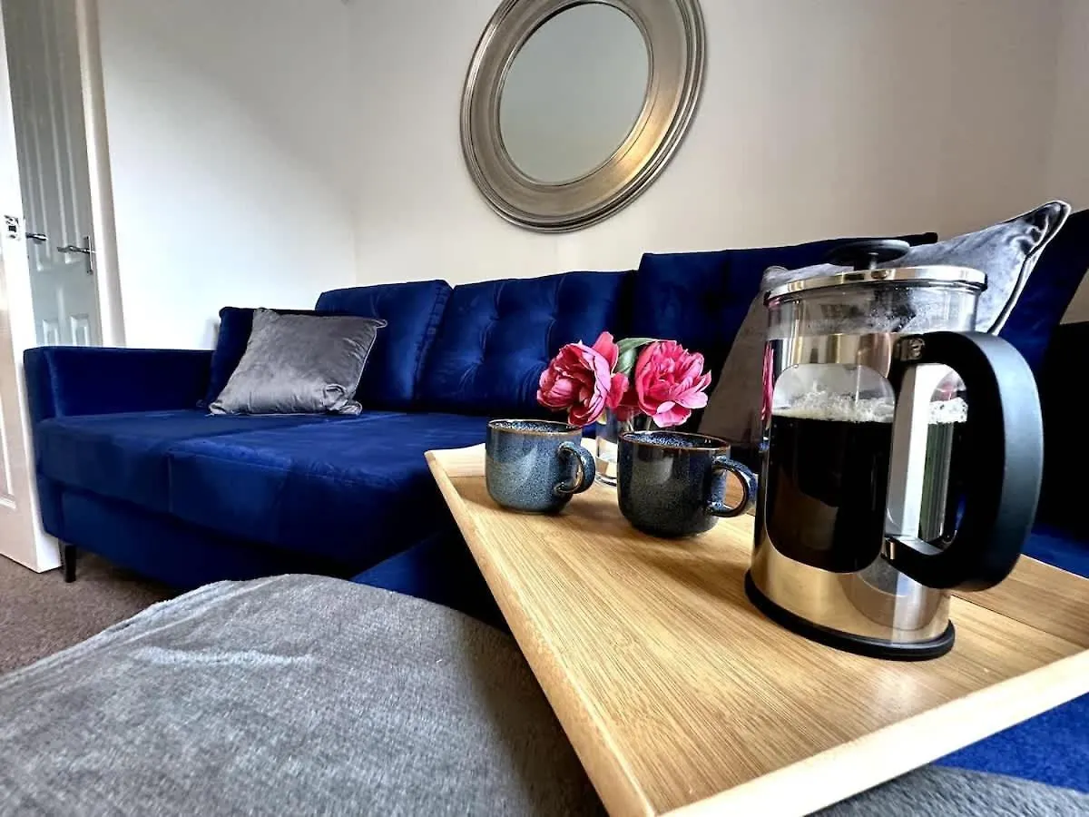 Dale House By Blue Skies Stays مدليسبره